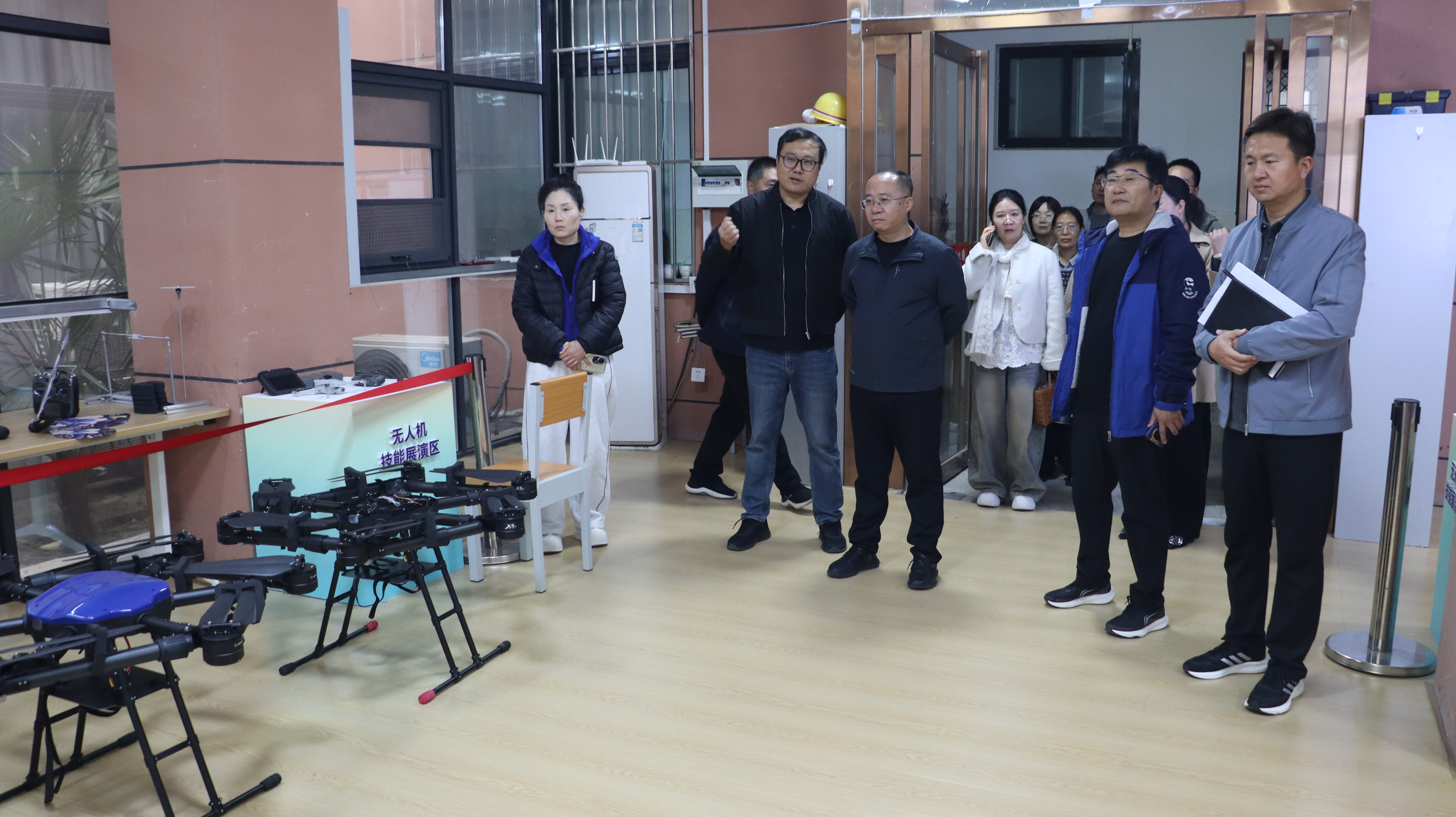 济源职业技术学校来我院考察学习
